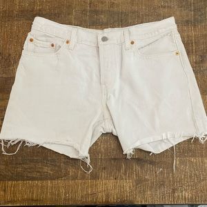 Levis 501 Womens Medium White Cutoff Denim jean shorts
